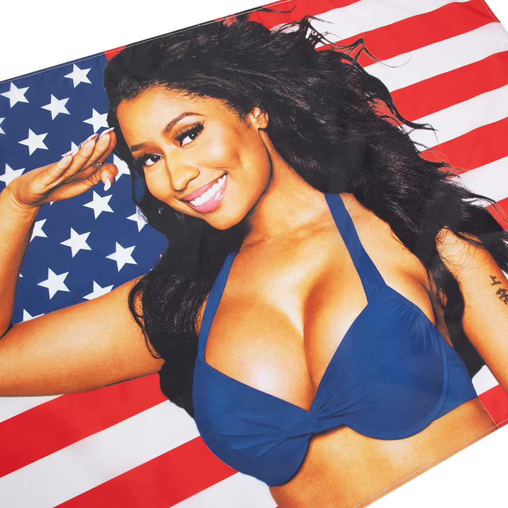 NICKI FLAG DETAIL