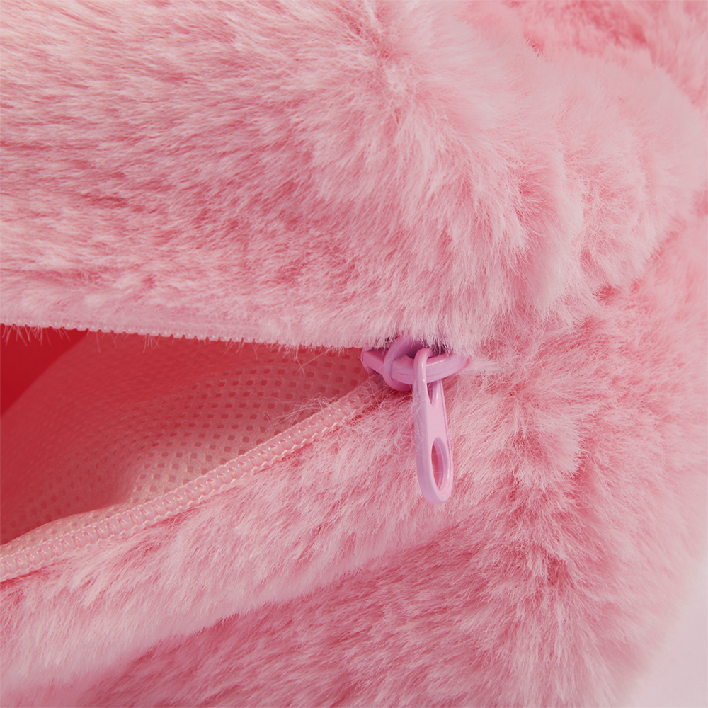 PF2WT FUZZY POUCH Detail